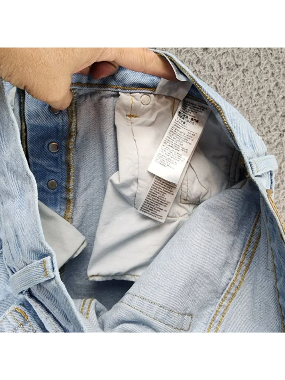 Levis Jeans Womens 29 Light Blue 501 Button Fly Cotton Straight *Read*